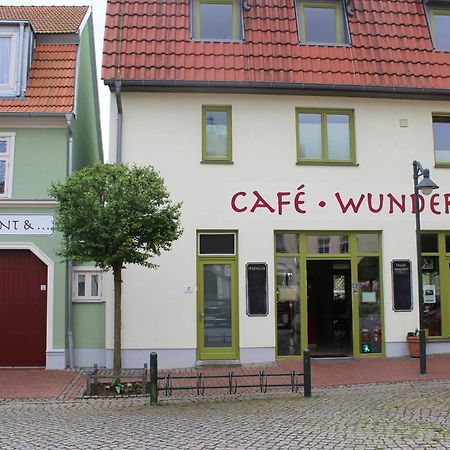 Schwalbennest Am Cafe Wunder Bar Apartment Bad Sulze Exterior photo