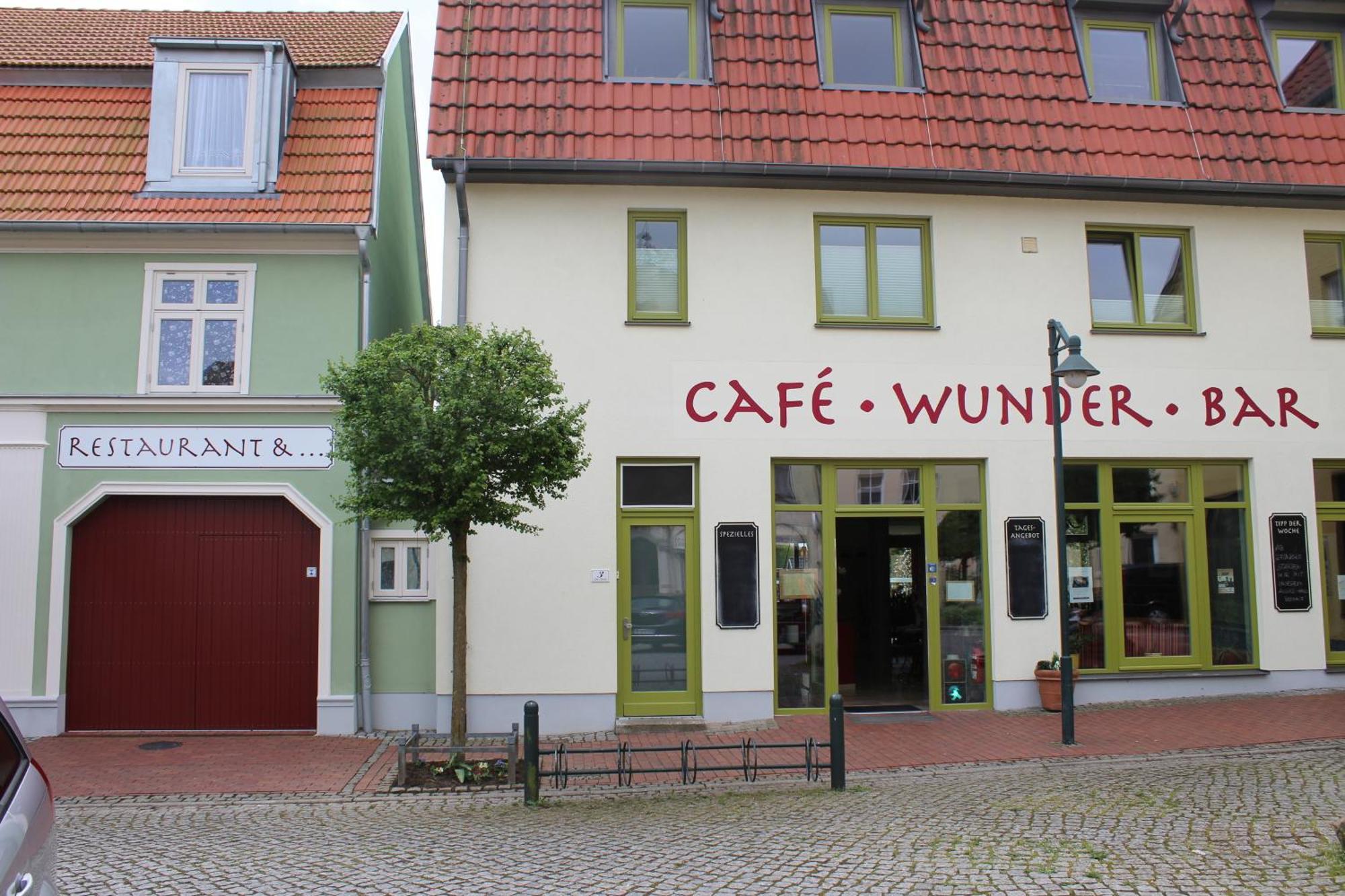 Schwalbennest Am Cafe Wunder Bar Apartment Bad Sulze Exterior photo